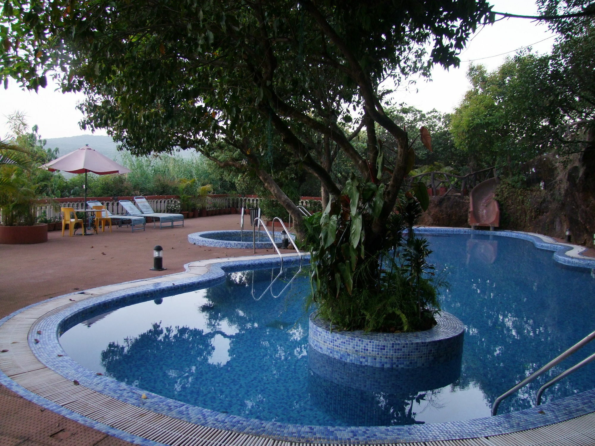 Bella Vista Resort Mahābaleshwar Zewnętrze zdjęcie